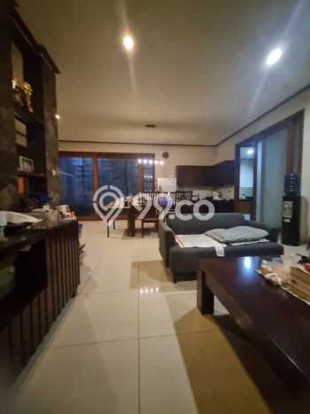 Rumah Mewah LB 400m2 Siap Pakai Desain Elegan di Bandung Kota, Bandung Rumah Mewah LB 400m2 Siap Pakai Desain Elegan di Bandung Kota, Bandung