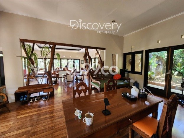 Rumah Luxury Modern Tanpa Renovasi di ciumbuleuit Bandung Rumah Luxury Modern Tanpa Renovasi di ciumbuleuit Bandung