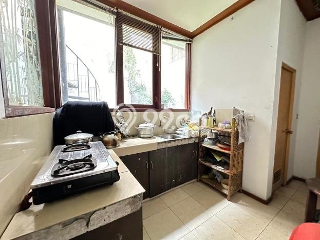 DIJUAL CEPAT! Rumah Pajajaran, Bandung, Luas 246m² Bangunan 190m² DIJUAL CEPAT! Rumah Pajajaran, Bandung, Luas 246m² Bangunan 190m²