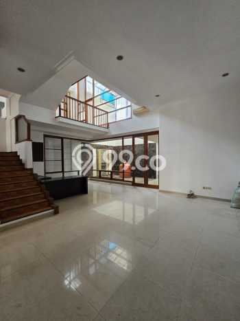 For Sale! Premium House LT 200m2 Desain Modern di Singgasana For Sale! Premium House LT 200m2 Desain Modern di Singgasana