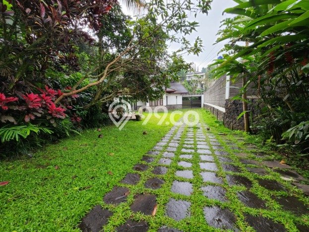 For Sale Rumah Mewah Exclusive di Cidadap, Bandung For Sale Rumah Mewah Exclusive di Cidadap, Bandung