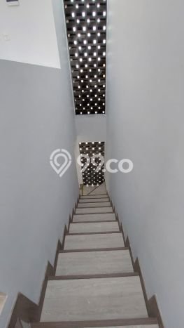 Hunian Cantik Modern Lb 80m2 di Taman Kopo Indah, Bandung Hunian Cantik Modern Lb 80m2 di Taman Kopo Indah, Bandung