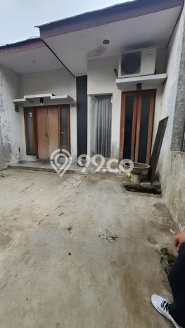 Rumah Modern Cantik 3 Kamar Bisa Langsung Pindah di Babakan Ciparay Rumah Modern Cantik 3 Kamar Bisa Langsung Pindah di Babakan Ciparay