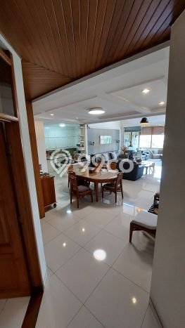 Rumah Mewah LT 495m2m² Dekat Pusat Kota di , Bandung Rumah Mewah LT 495m2m² Dekat Pusat Kota di , Bandung