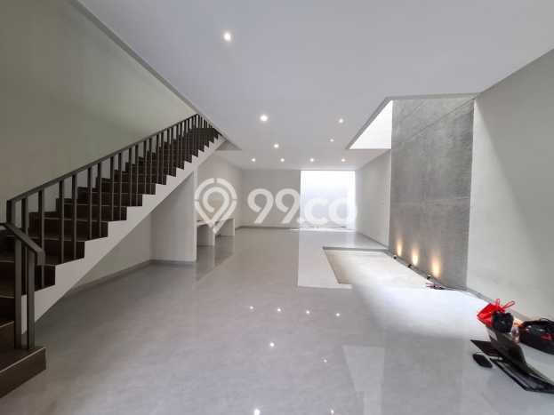 Rumah Elit LB 200m2 Siap Huni Desain Elegan di Mekar Wangi, Bandung Rumah Elit LB 200m2 Siap Huni Desain Elegan di Mekar Wangi, Bandung