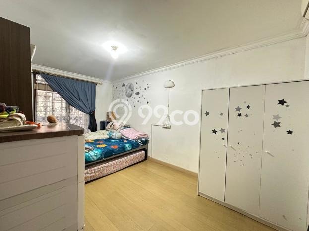 Dijual Rumah Luas Elegan Dengan View Cantik di Taman Holis Indah, Bandung Dijual Rumah Luas Elegan Dengan View Cantik di Taman Holis Indah, Bandung