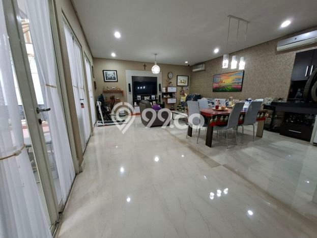 Rumah Mewah LB 300m2 Siap Pakai Desain Elegan di Ancol, Jakarta Utara Rumah Mewah LB 300m2 Siap Pakai Desain Elegan di Ancol, Jakarta Utara