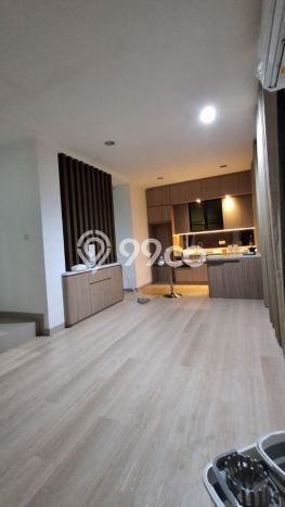 Disewakan! Rumah 3 Kamar Tidur &
3 Kamar Mandi di Pantai Indah Kapuk 2, Jakarta Utara Disewakan! Rumah 3 Kamar Tidur &
3 Kamar Mandi di Pantai Indah Kapuk 2, Jakarta Utara