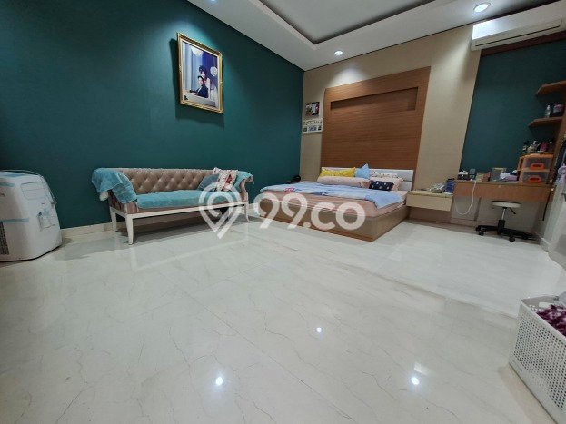 Rumah Mewah LB 300m2 Siap Pakai Desain Elegan di Ancol, Jakarta Utara Rumah Mewah LB 300m2 Siap Pakai Desain Elegan di Ancol, Jakarta Utara