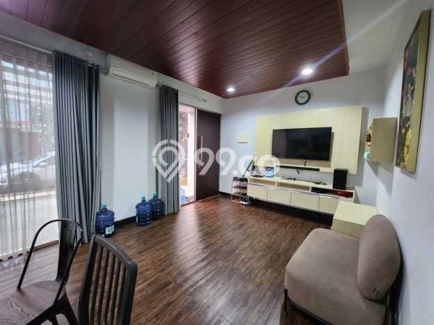 Disewakan! Rumah 3 Kamar Tidur &
3 Kamar Mandi di Pantai Indah Kapuk 2, Jakarta Utara Disewakan! Rumah 3 Kamar Tidur &
3 Kamar Mandi di Pantai Indah Kapuk 2, Jakarta Utara