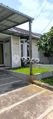 Disewakan! Rumah 3 Kamar Tidur &
1 Kamar Mandi di Taman Kopo Indah, Bandung Disewakan! Rumah 3 Kamar Tidur &
1 Kamar Mandi di Taman Kopo Indah, Bandung