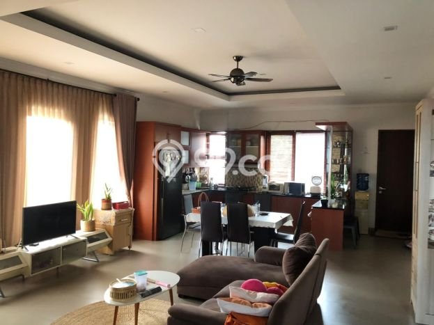 Rumah LT 187m² / LB 300m² View Kota di Regol, Bandung Rumah LT 187m² / LB 300m² View Kota di Regol, Bandung