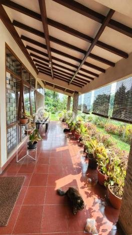 Ready to Use! Premium House LT 853m2 Desain Modern di Sayap Dago Ready to Use! Premium House LT 853m2 Desain Modern di Sayap Dago