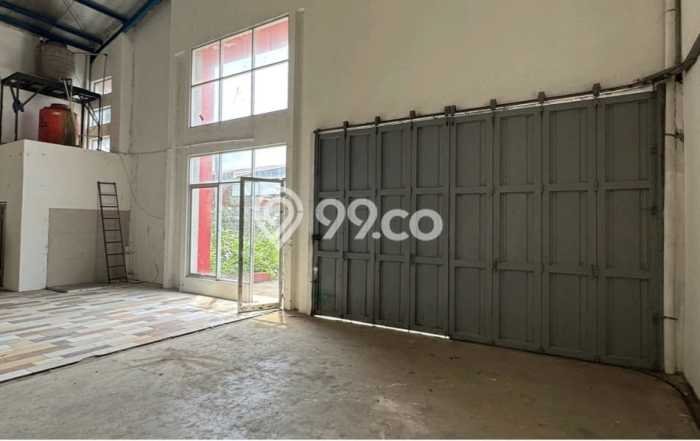 For Rent Gudang di Taman Kopo Indah, Luas 218m², Kawasan Berkembang For Rent Gudang di Taman Kopo Indah, Luas 218m², Kawasan Berkembang