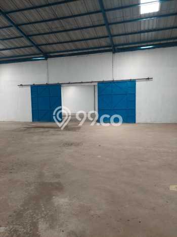 LOKASI PREMIUM! Gudang Kawasan Katapang, Luas 1000m², Jalan Utama, Area Komersial LOKASI PREMIUM! Gudang Kawasan Katapang, Luas 1000m², Jalan Utama, Area Komersial