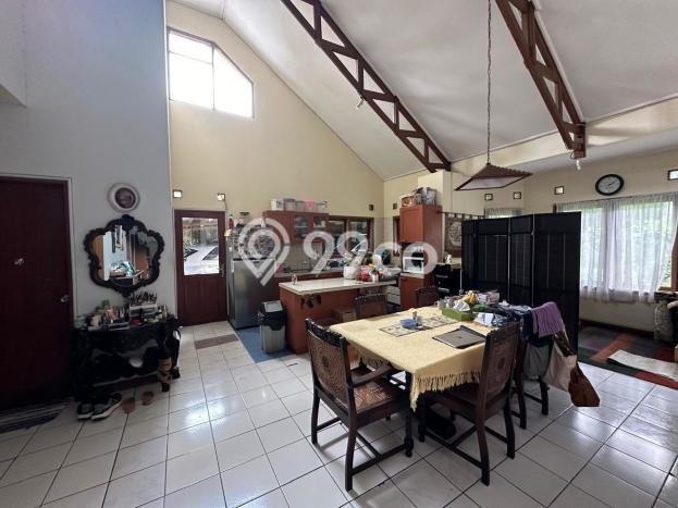 Rumah Luxury Modern Siap Huni di sudirman Bandung Rumah Luxury Modern Siap Huni di sudirman Bandung
