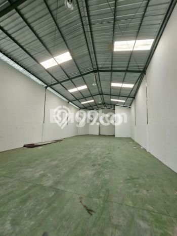 Gudang Disewakan di Balikpapan Utara, Luas 280m², Lokasi Strategis, Siap Bisnis Gudang Disewakan di Balikpapan Utara, Luas 280m², Lokasi Strategis, Siap Bisnis