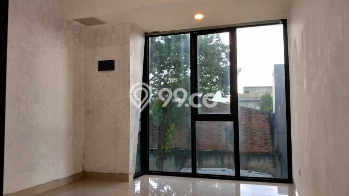 Jual Rumah Luas Elegan Dengan View Cantik di Condet, Jakarta Timur Jual Rumah Luas Elegan Dengan View Cantik di Condet, Jakarta Timur