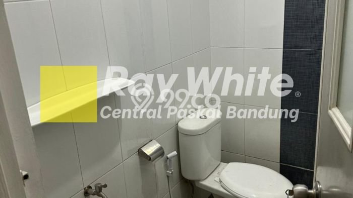 Ruko di , Luas 280m2m², Area Komersial, Strategis Ruko di , Luas 280m2m², Area Komersial, Strategis