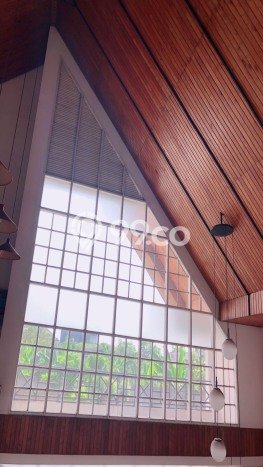 Rumah Akses Mudah di , Bandung, LT 525m2m² LB 450m2m² Rumah Akses Mudah di , Bandung, LT 525m2m² LB 450m2m²