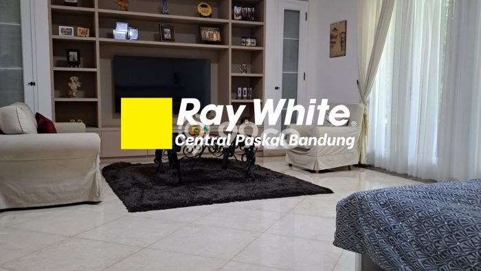 For Sale Rumah Elit Exclusive di Palmerah, Jakarta Barat For Sale Rumah Elit Exclusive di Palmerah, Jakarta Barat