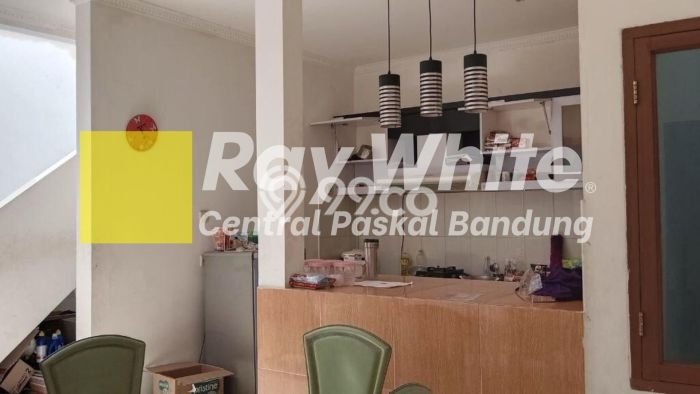 Dijual Cepat Rumah Favorit Siap Huni LB 116m2 di Batununggal, Bandung Dijual Cepat Rumah Favorit Siap Huni LB 116m2 di Batununggal, Bandung