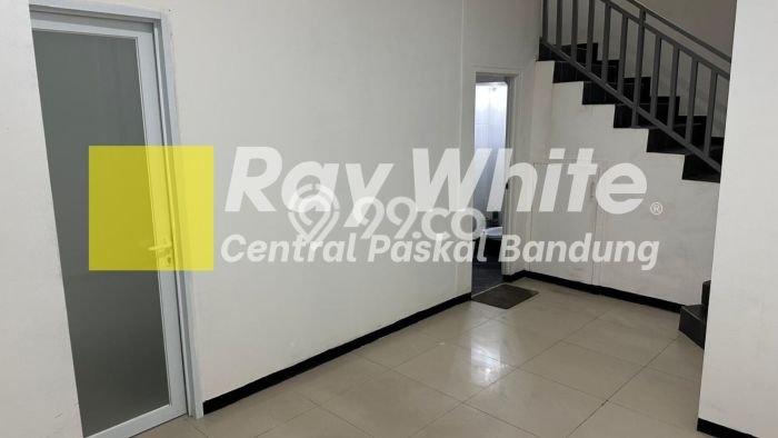 Ruko di , Luas 280m2m², Area Komersial, Strategis Ruko di , Luas 280m2m², Area Komersial, Strategis
