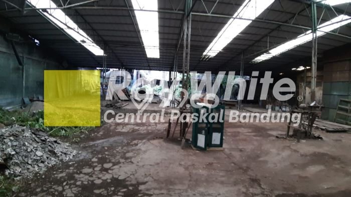 Gudang Kawasan Kiaracondong, Luas 750m2m², Area Komersial, Jalan Utama Gudang Kawasan Kiaracondong, Luas 750m2m², Area Komersial, Jalan Utama