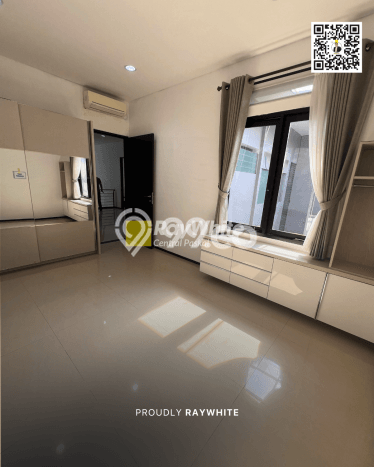 Jual Rumah Luas Megah Dengan View Eksklusif di Singgasana, Bandung Jual Rumah Luas Megah Dengan View Eksklusif di Singgasana, Bandung