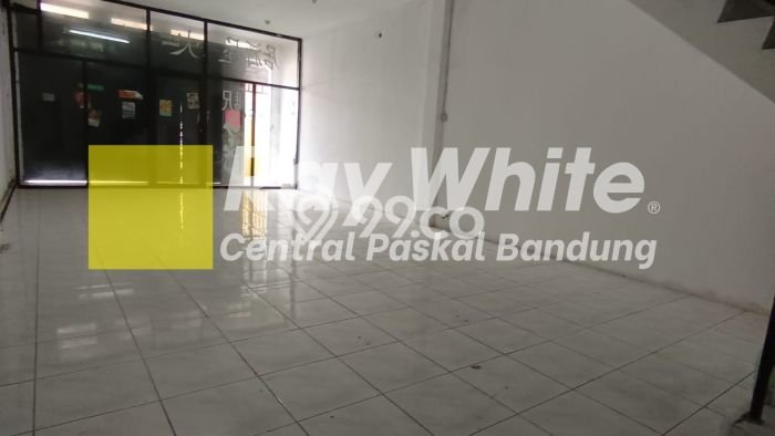 Ruko Bagus Dijual LB 150m2 Lokasi Strategis Bandung Area Cocok untuk Bisnis Ruko Bagus Dijual LB 150m2 Lokasi Strategis Bandung Area Cocok untuk Bisnis
