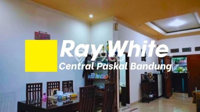 Rumah EXCLUSIVE! di , Bandung, Luas 152m2m² LB 265m2m², BISA KPR Rumah EXCLUSIVE! di , Bandung, Luas 152m2m² LB 265m2m², BISA KPR