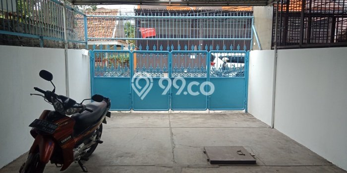 Ruko Dijual di Jakarta Pusat LT 100m2 & LB 180m2 Lokasi Terbaik! Ruko Dijual di Jakarta Pusat LT 100m2 & LB 180m2 Lokasi Terbaik!
