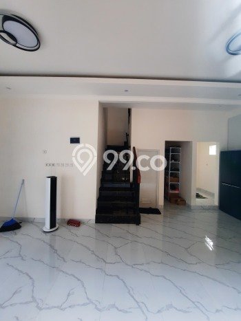 Rumah Luas Asri 3 KT Siap Huni di Lenteng Agung Jakarta Selatan Rumah Luas Asri 3 KT Siap Huni di Lenteng Agung Jakarta Selatan