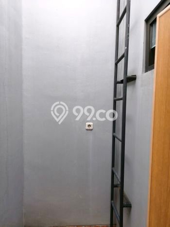 Rumah Strategis Minimalis Lb 80m2 di Ciracas, Jakarta Timur Rumah Strategis Minimalis Lb 80m2 di Ciracas, Jakarta Timur