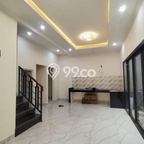 Rumah Strategis Minimalis Lb 72m2 di Pasar Minggu, Jakarta Selatan Rumah Strategis Minimalis Lb 72m2 di Pasar Minggu, Jakarta Selatan