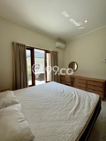 Rumah Terawat 3 KT 3 KM di Lokasi Premium Seminyak, Badung Rumah Terawat 3 KT 3 KM di Lokasi Premium Seminyak, Badung
