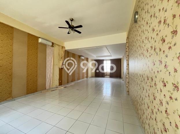 Ruko For Rent Kawasan Kuta, Luas 247m2m², Area Premium, Ready Usaha Ruko For Rent Kawasan Kuta, Luas 247m2m², Area Premium, Ready Usaha