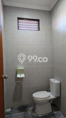 Jarang Ada! Rumah Kontrakan 4 Kamar Bagus Siap Huni Renon Jarang Ada! Rumah Kontrakan 4 Kamar Bagus Siap Huni Renon