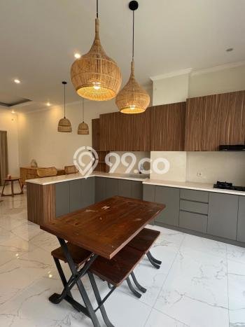 Rumah Terawat 3 KT 3 KM di Lokasi Premium Seminyak, Badung Rumah Terawat 3 KT 3 KM di Lokasi Premium Seminyak, Badung