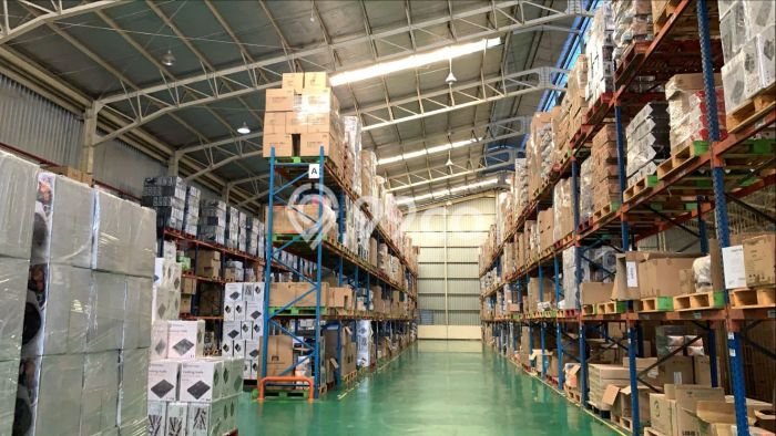 Area Strategis! Disewakan Gudang Lokasi Lippo Cikarang, Cikarang Cocok untuk Bisnis Area Strategis! Disewakan Gudang Lokasi Lippo Cikarang, Cikarang Cocok untuk Bisnis