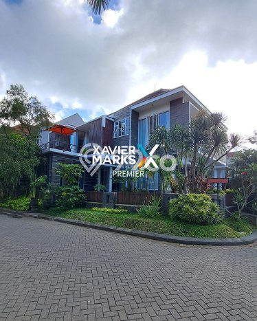 Rumah Mewah LB 575m2 Siap Pakai Desain Elegan di Soekarno Hatta, Malang Rumah Mewah LB 575m2 Siap Pakai Desain Elegan di Soekarno Hatta, Malang