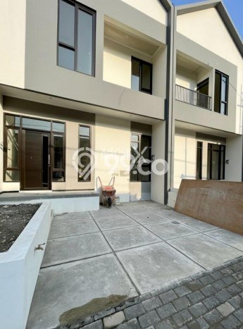 For Sale Rumah 3 Kamar Lokasi Ideal Bagus dan Strategis di Blimbing For Sale Rumah 3 Kamar Lokasi Ideal Bagus dan Strategis di Blimbing