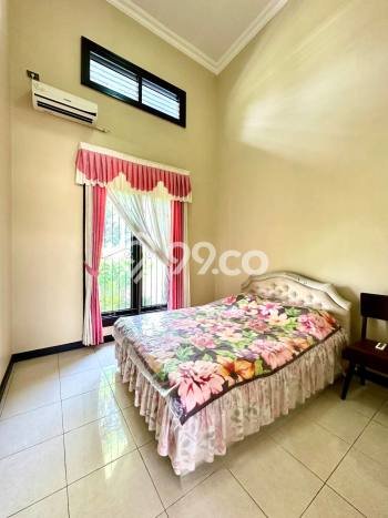 Rumah Sewa Malang LT 240m2 LB 171m2 Kawasan Araya Rumah Sewa Malang LT 240m2 LB 171m2 Kawasan Araya