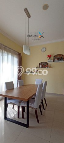 Rumah Luxury Modern Siap Huni di Araya Malang Rumah Luxury Modern Siap Huni di Araya Malang