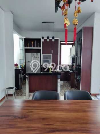 Rumah Elit Modern Tanpa Renovasi di Sukahaji Bandung Rumah Elit Modern Tanpa Renovasi di Sukahaji Bandung