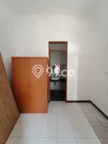 Rumah area Setiabudi, Dekat Tol, 3 KT, LT 300m² Bangunan 150m² Rumah area Setiabudi, Dekat Tol, 3 KT, LT 300m² Bangunan 150m²