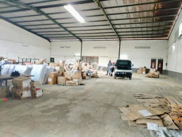 Disewakan Gudang di Kawasan Ramai Leuwi Gajah Luas 750m2 Disewakan Gudang di Kawasan Ramai Leuwi Gajah Luas 750m2