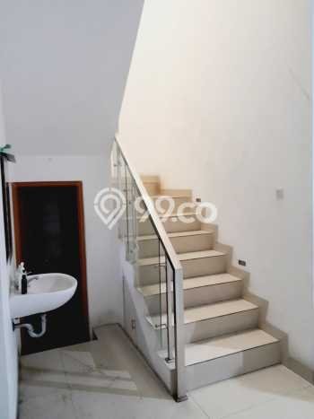 Rumah Luxury Modern Tanpa Renovasi di Mekar Wangi Bandung Rumah Luxury Modern Tanpa Renovasi di Mekar Wangi Bandung