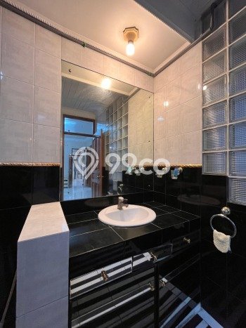 Jual Rumah Luas Elegan Dengan View Eksklusif di Setra Sari, Bandung Jual Rumah Luas Elegan Dengan View Eksklusif di Setra Sari, Bandung