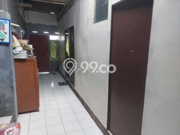 Jual Rumah Strategis Bagus Punya 10 KT di Laweyan Solo SHM Jual Rumah Strategis Bagus Punya 10 KT di Laweyan Solo SHM